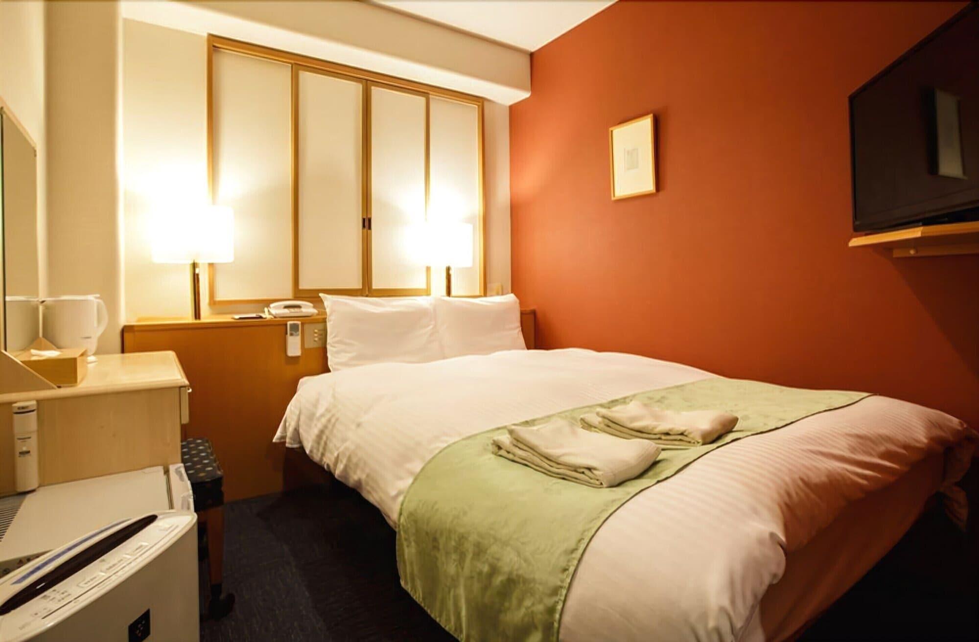 Fukuoka Floral Inn Nishinakasu Екстериор снимка